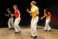 Footnotes dances 'In The Mood'